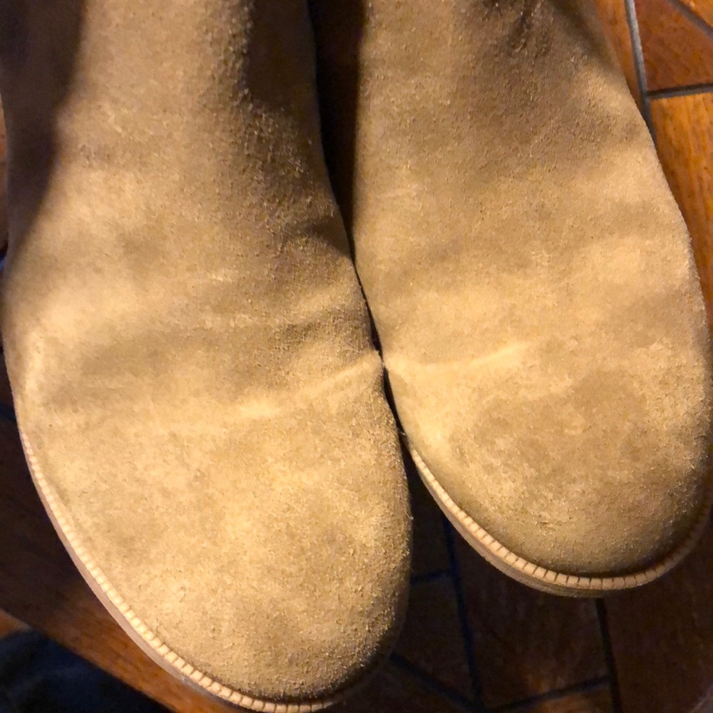 Clarks suede brown ankle booties size 9 1/2 - Picture 2 of 8